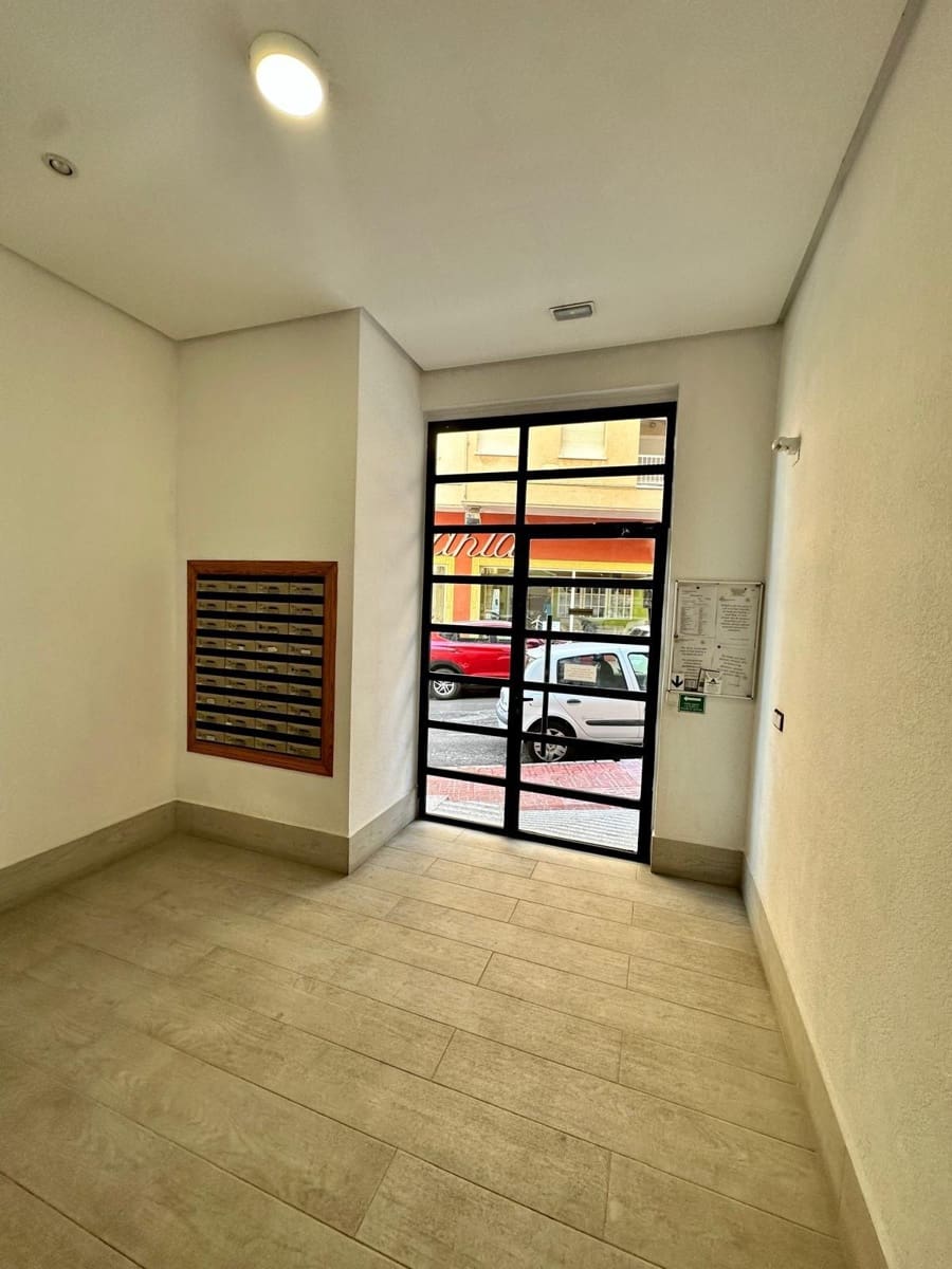 2 sypialnia Penthouse na sprzedaż w Torrevieja - 174 900 € (Ref: 8601566)