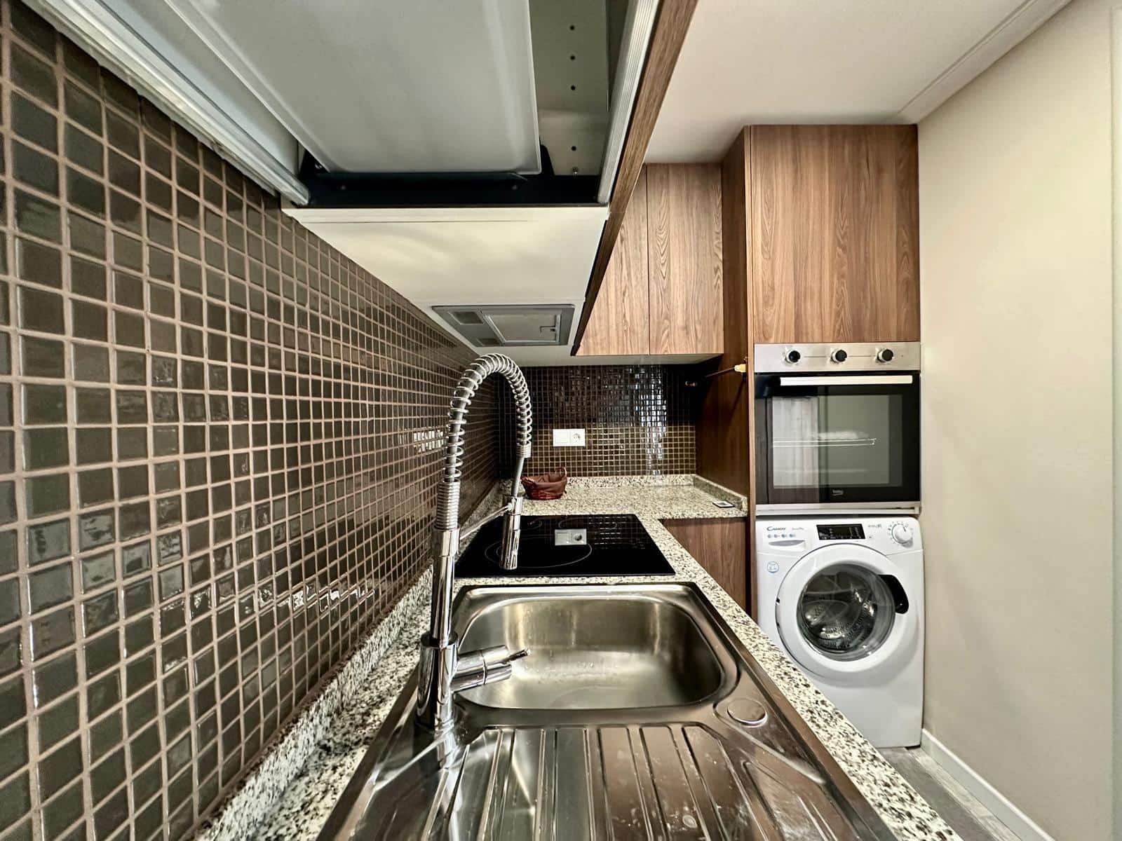 2 sypialnia Penthouse na sprzedaż w Torrevieja - 174 900 € (Ref: 8601566)