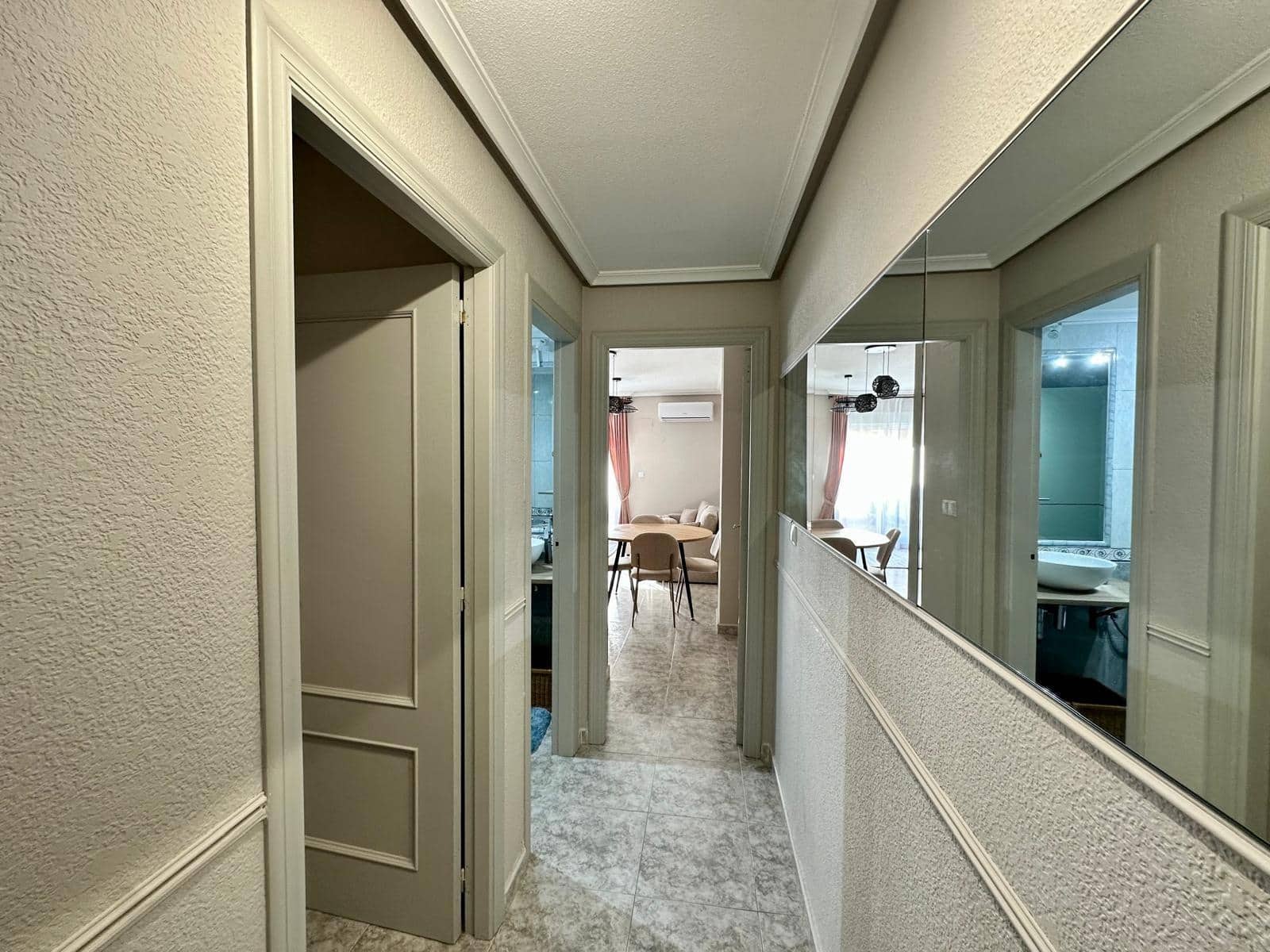 2 sypialnia Penthouse na sprzedaż w Torrevieja - 174 900 € (Ref: 8601566)