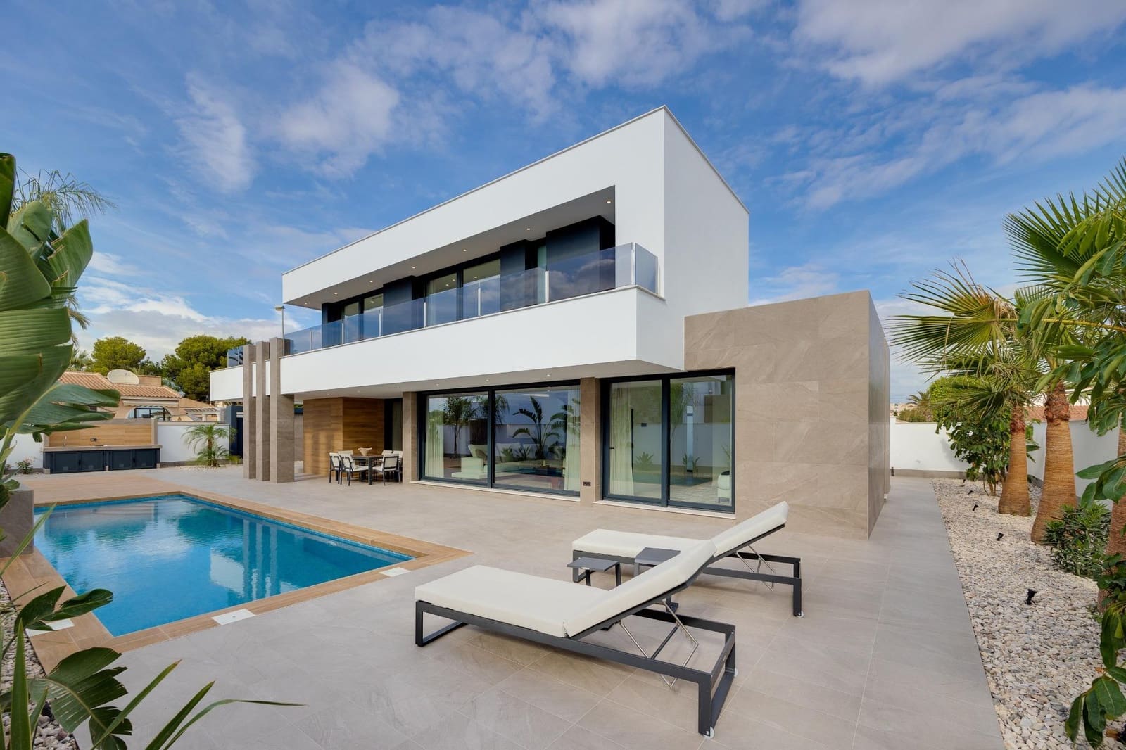 Chalet de 3 habitaciones en Ciudad Quesada en venta con piscina garaje - 925.000 € (Ref: 8603868)