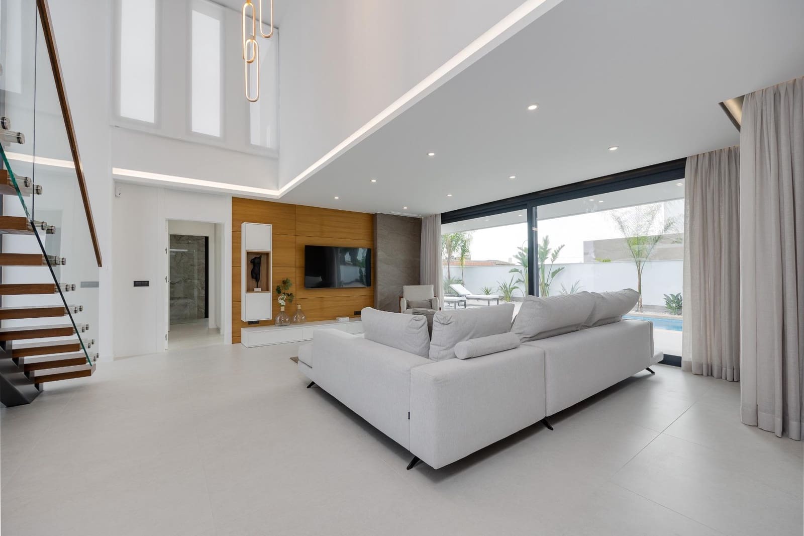 Chalet de 3 habitaciones en Ciudad Quesada en venta con piscina garaje - 925.000 € (Ref: 8603868)