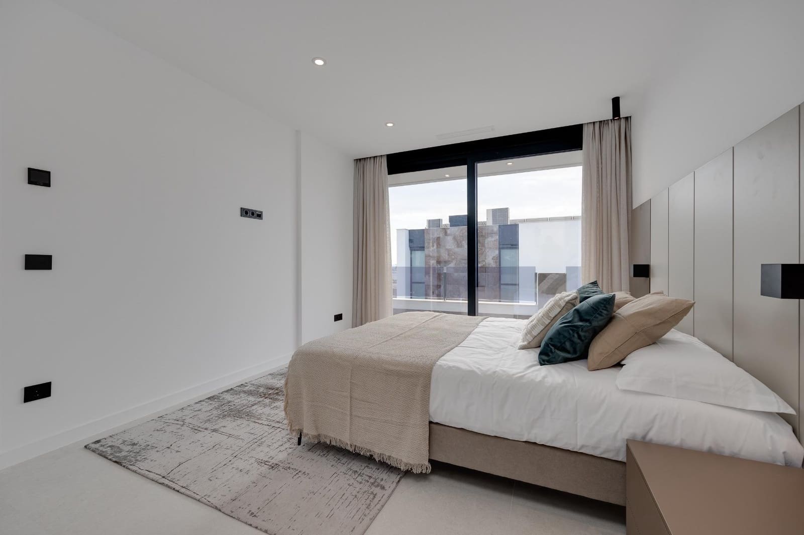 Chalet de 3 habitaciones en Ciudad Quesada en venta con piscina garaje - 925.000 € (Ref: 8603868)