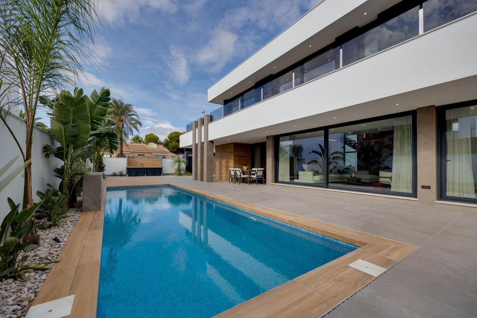 Chalet de 3 habitaciones en Ciudad Quesada en venta con piscina garaje - 925.000 € (Ref: 8603868)