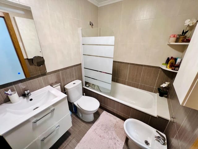 2 bedroom Penthouse for sale in Playa de los Locos, Torrevieja - € 217,000 (Ref: 8604603)