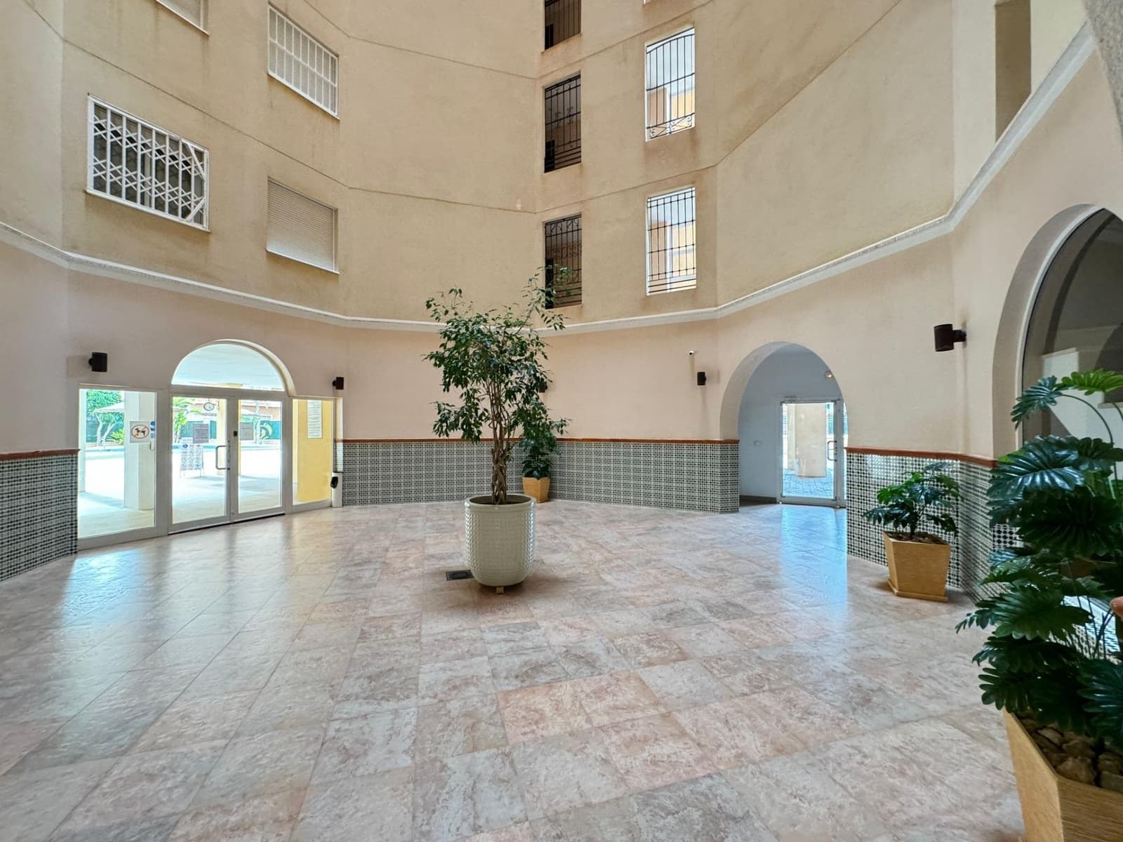 3 soverom Leilighet til salgs i Torrevieja med svømmebasseng - € 349 900 (Ref: 8605361)