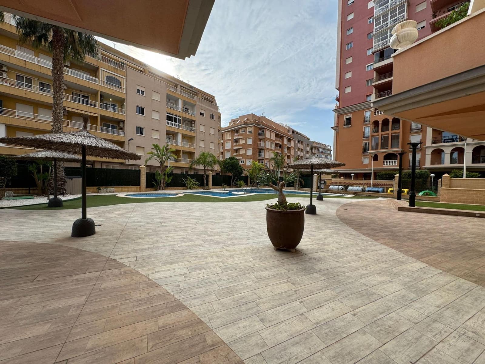 3 soverom Leilighet til salgs i Torrevieja med svømmebasseng - € 349 900 (Ref: 8605361)