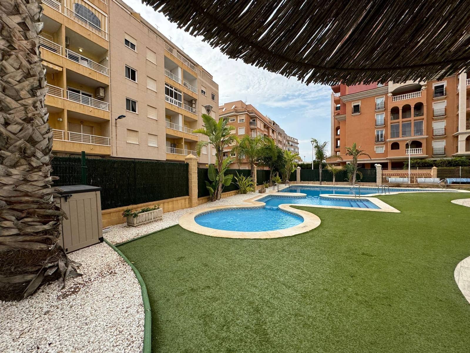 3 soverom Leilighet til salgs i Torrevieja med svømmebasseng - € 349 900 (Ref: 8605361)