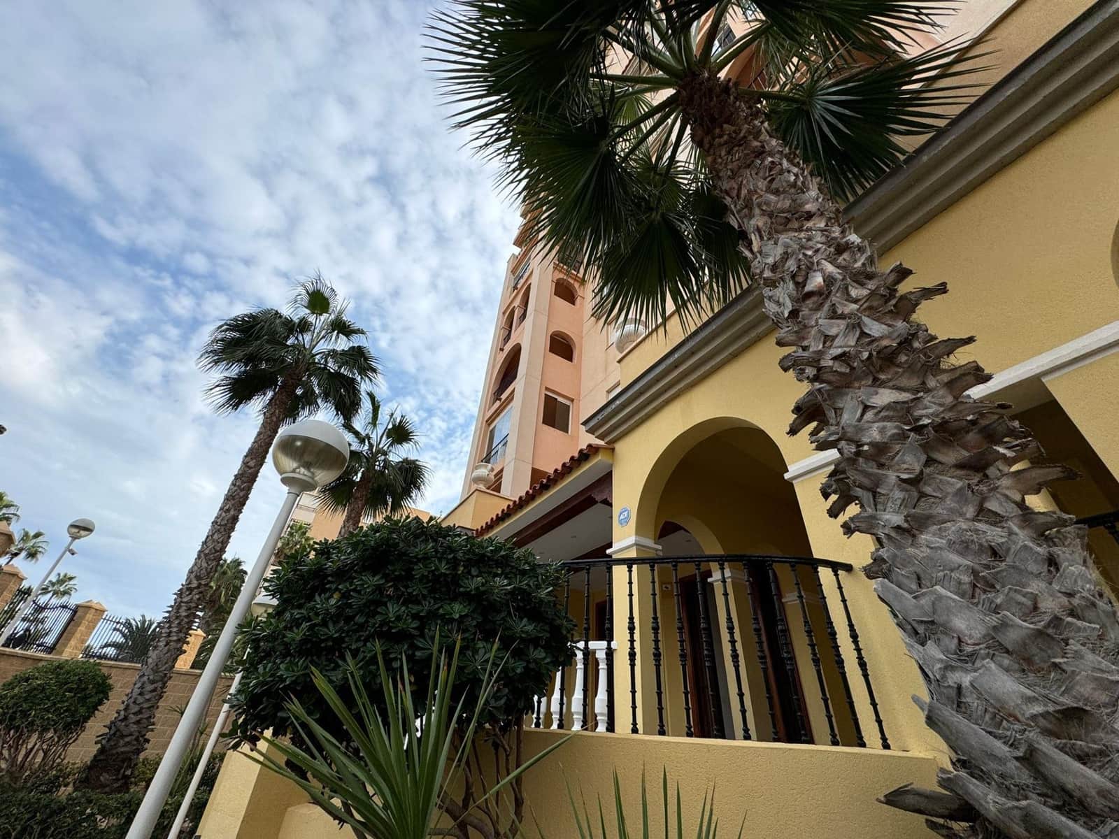 3 soverom Leilighet til salgs i Torrevieja med svømmebasseng - € 349 900 (Ref: 8605361)