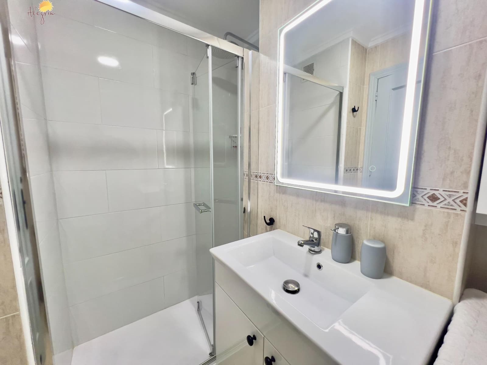 1 sypialnia Apartament na sprzedaż w Torrevieja - 139 900 € (Ref: 8608458)