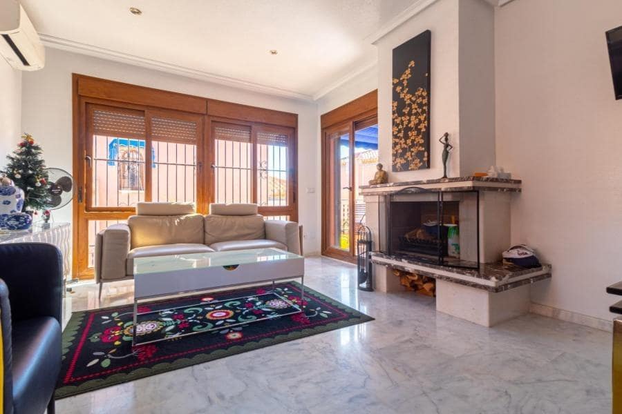 3 sovrum Radhus till salu i San Miguel de Salinas - 215 000 € (Ref: 8610785)