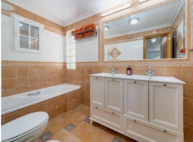 4 soveværelse Rækkehus til salg i Lomas de Cabo Roig - Los Dolses, Orihuela med swimmingpool - € 369.000 (Ref: 8641119)