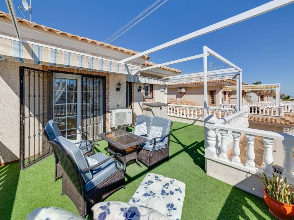 4 soveværelse Rækkehus til salg i Orihuela Costa med swimmingpool - € 369.000 (Ref: 8641119)