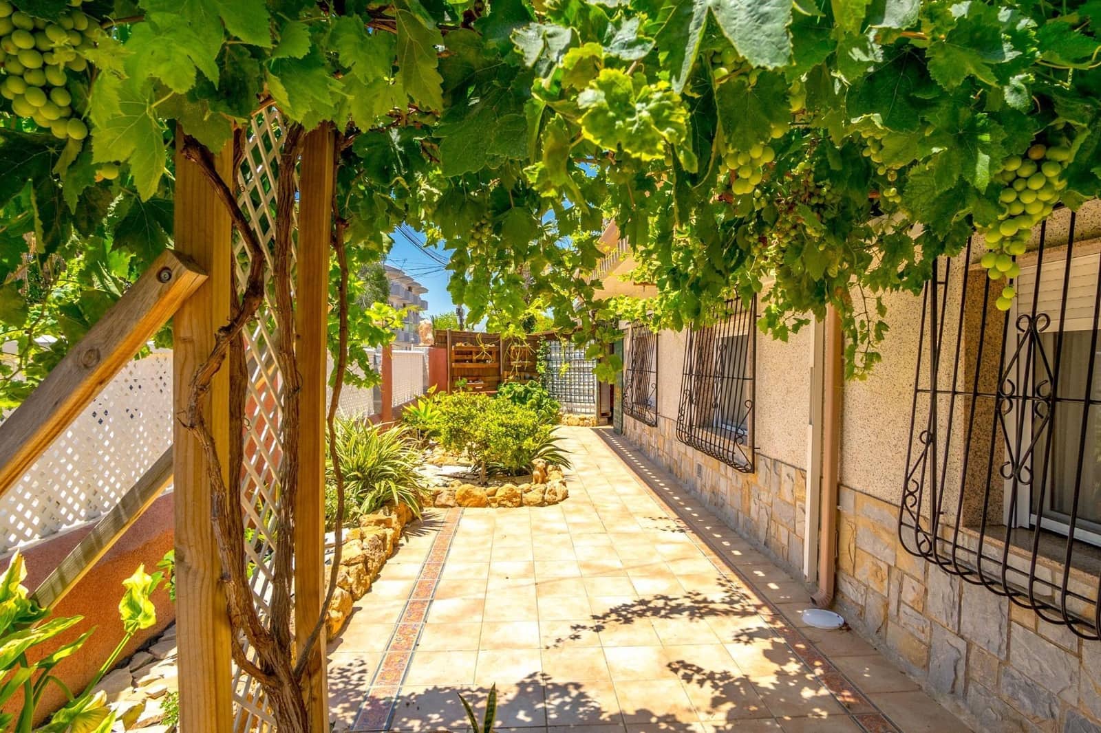 5 sovrum Villa till salu i Campoamor med pool - 435 000 € (Ref: 8671894)