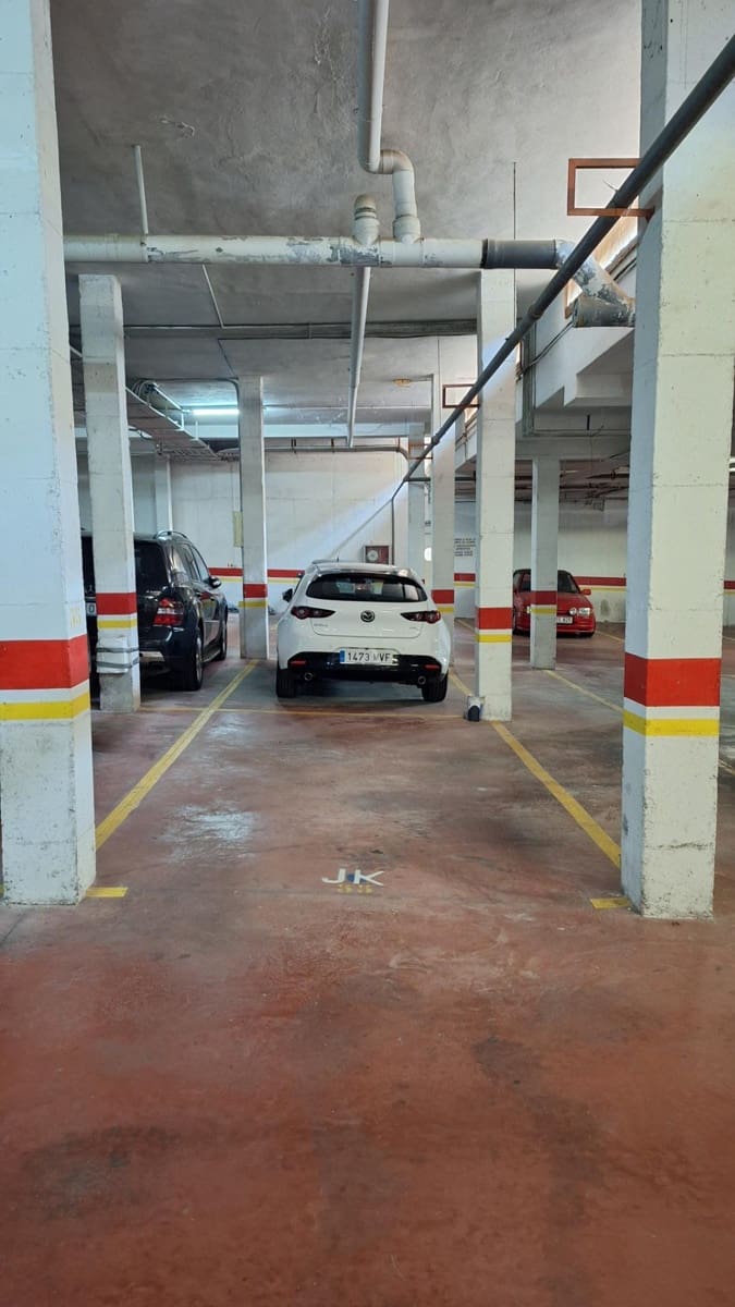 2 makuuhuone Bungalow myytävänä paikassa Torrevieja mukana uima-altaan 
autotalli - 170 000 € (Ref: 8678232)