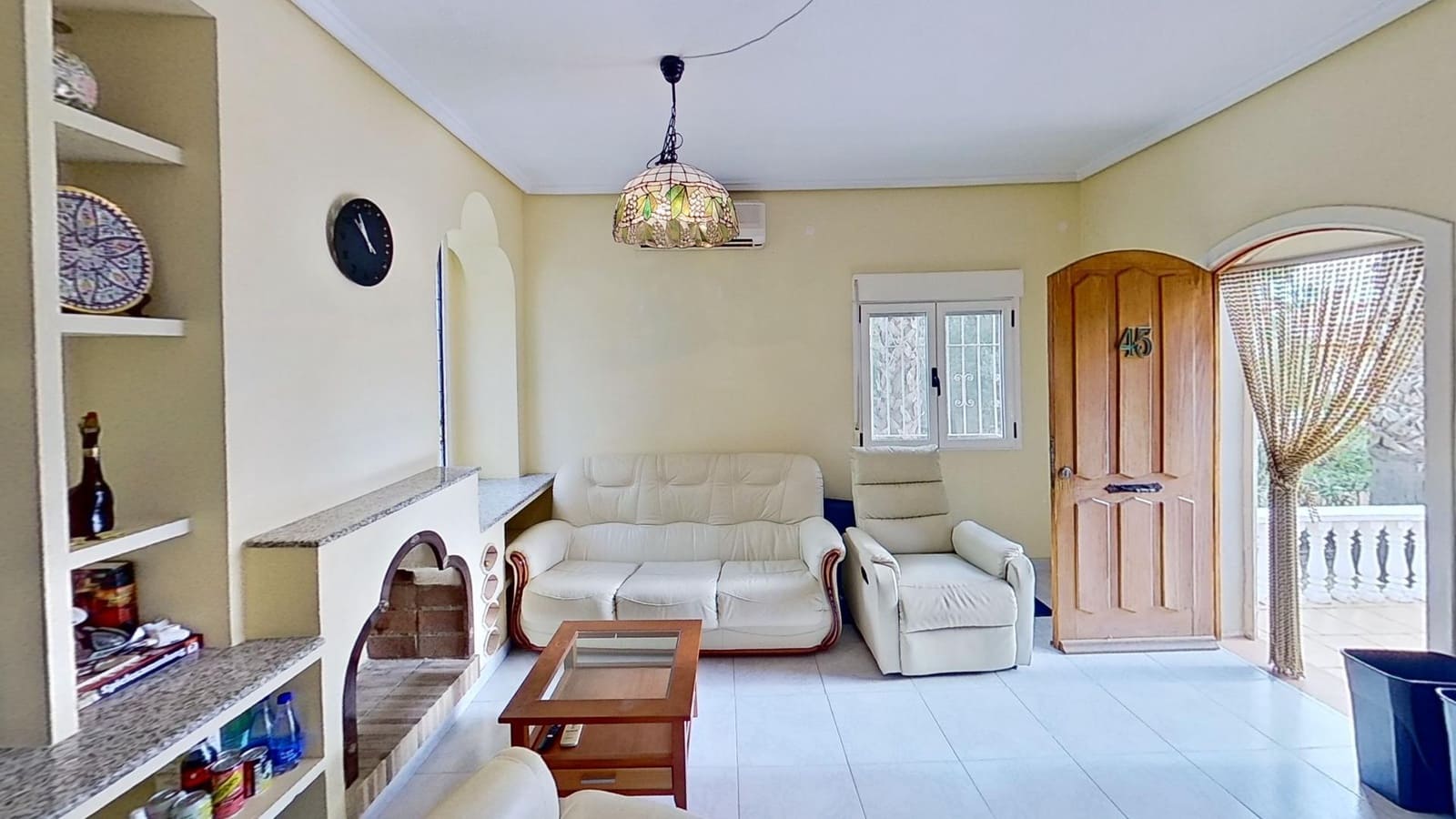 2 makuuhuone Bungalow myytävänä paikassa Torrevieja mukana uima-altaan 
autotalli - 170 000 € (Ref: 8678232)