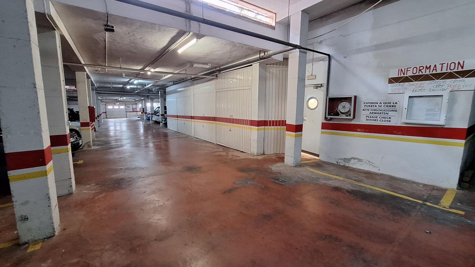 2 makuuhuone Bungalow myytävänä paikassa Torrevieja mukana uima-altaan 
autotalli - 170 000 € (Ref: 8678232)