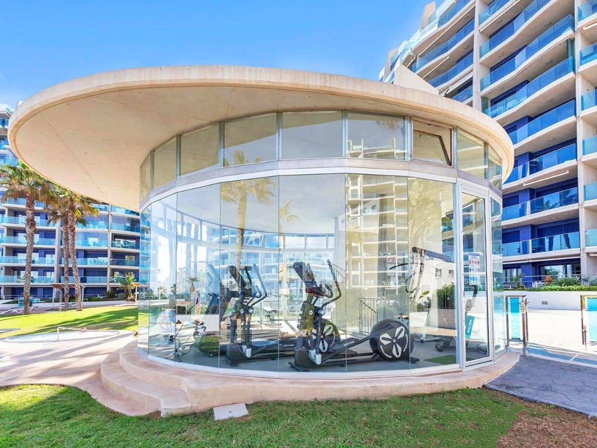 2 bedroom Apartment for sale in Punta Prima with pool garage - € 410,000 (Ref: 8679935)