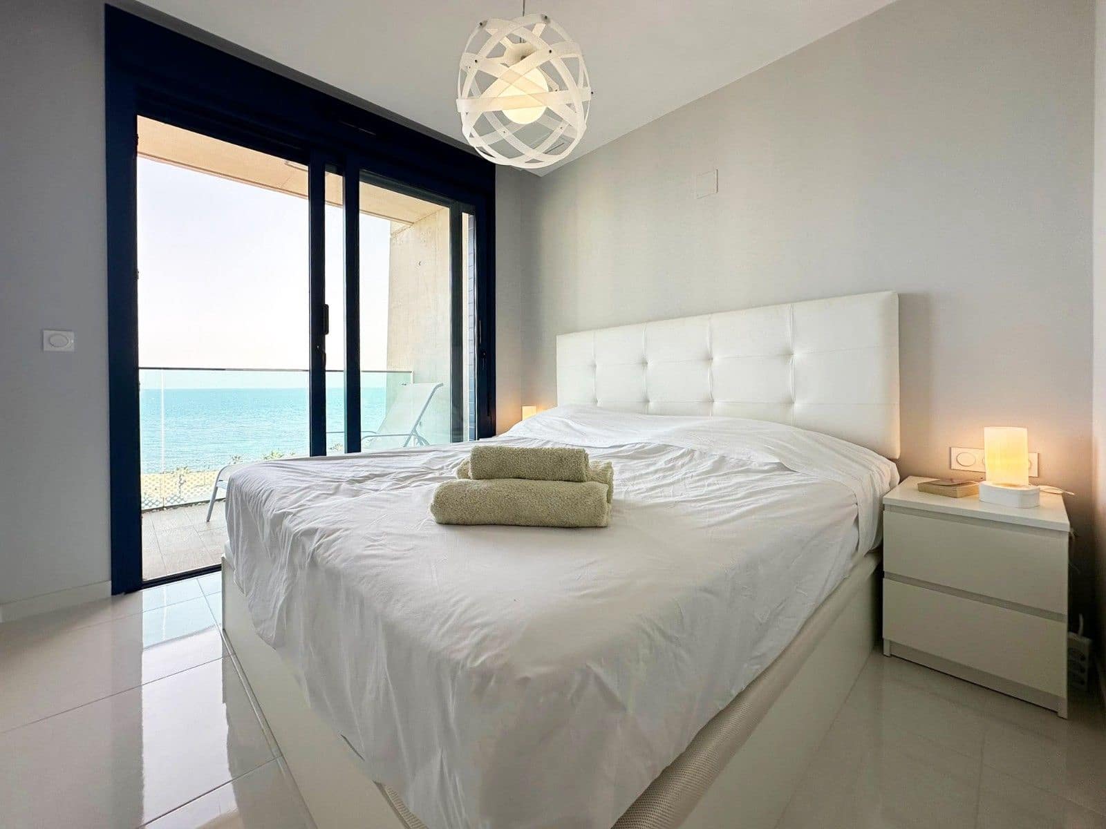 2 bedroom Apartment for sale in Punta Prima with pool garage - € 410,000 (Ref: 8679935)