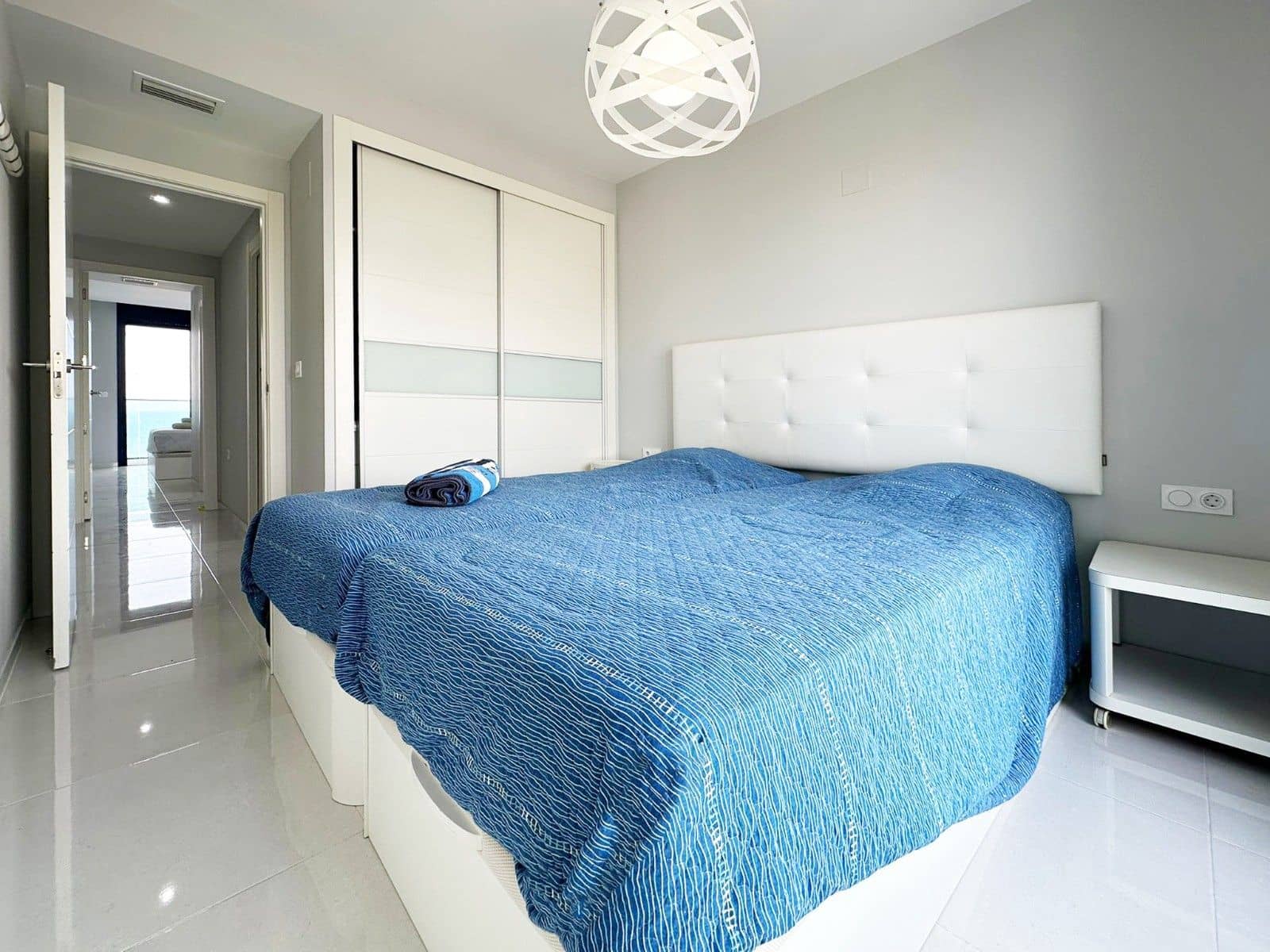 2 bedroom Apartment for sale in Punta Prima with pool garage - € 410,000 (Ref: 8679935)