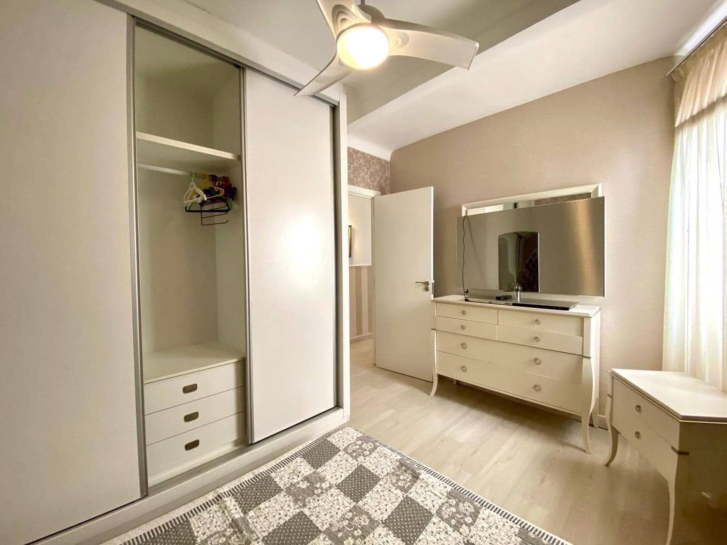 4 soveværelse Lejlighed til salg i Torrevieja - € 174.900 (Ref: 8685030)