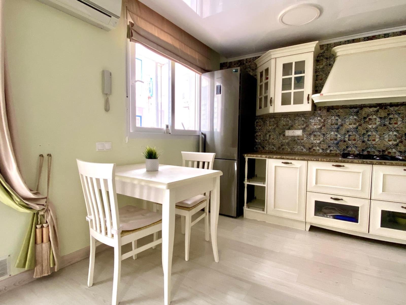 4 soveværelse Lejlighed til salg i Torrevieja - € 174.900 (Ref: 8685030)