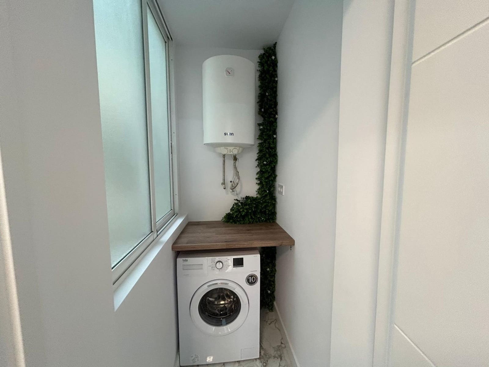 Apartamento de 2 habitaciones en Torrevieja en venta - 169.900 € (Ref: 8685033)