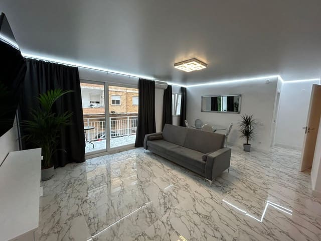 Apartamento de 2 habitaciones en Las Piscinas Naturales, Torrevieja en venta - 169.900 € (Ref: 8685033)