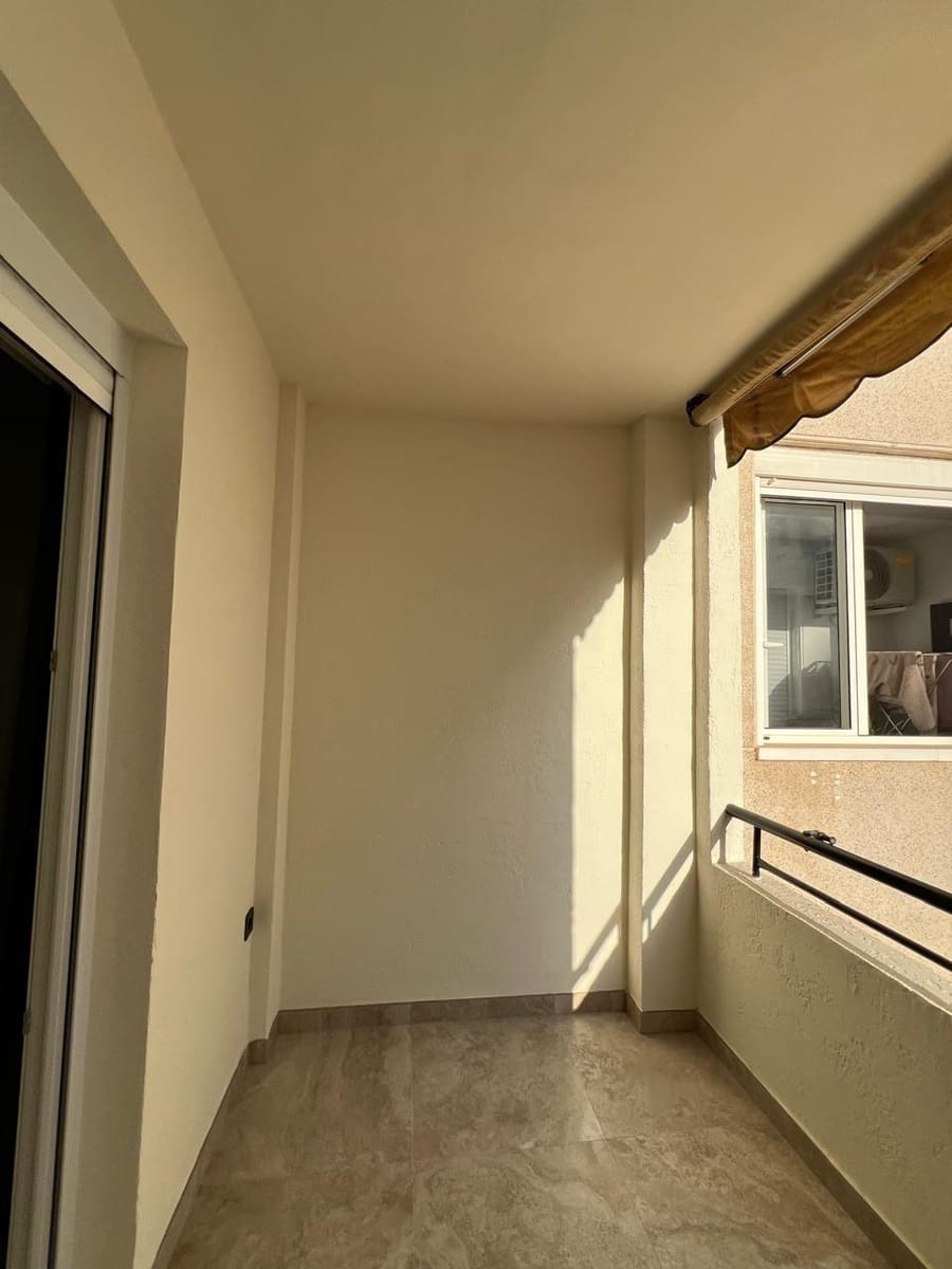 1 makuuhuone Huoneisto myytävänä paikassa Torrevieja - 185 900 € (Ref: 8686346)