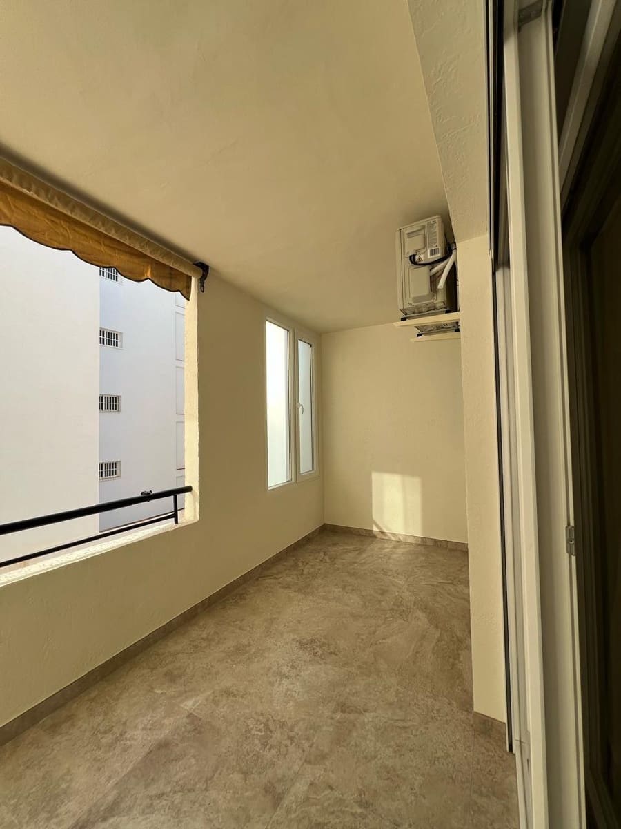 1 makuuhuone Huoneisto myytävänä paikassa Torrevieja - 185 900 € (Ref: 8686346)