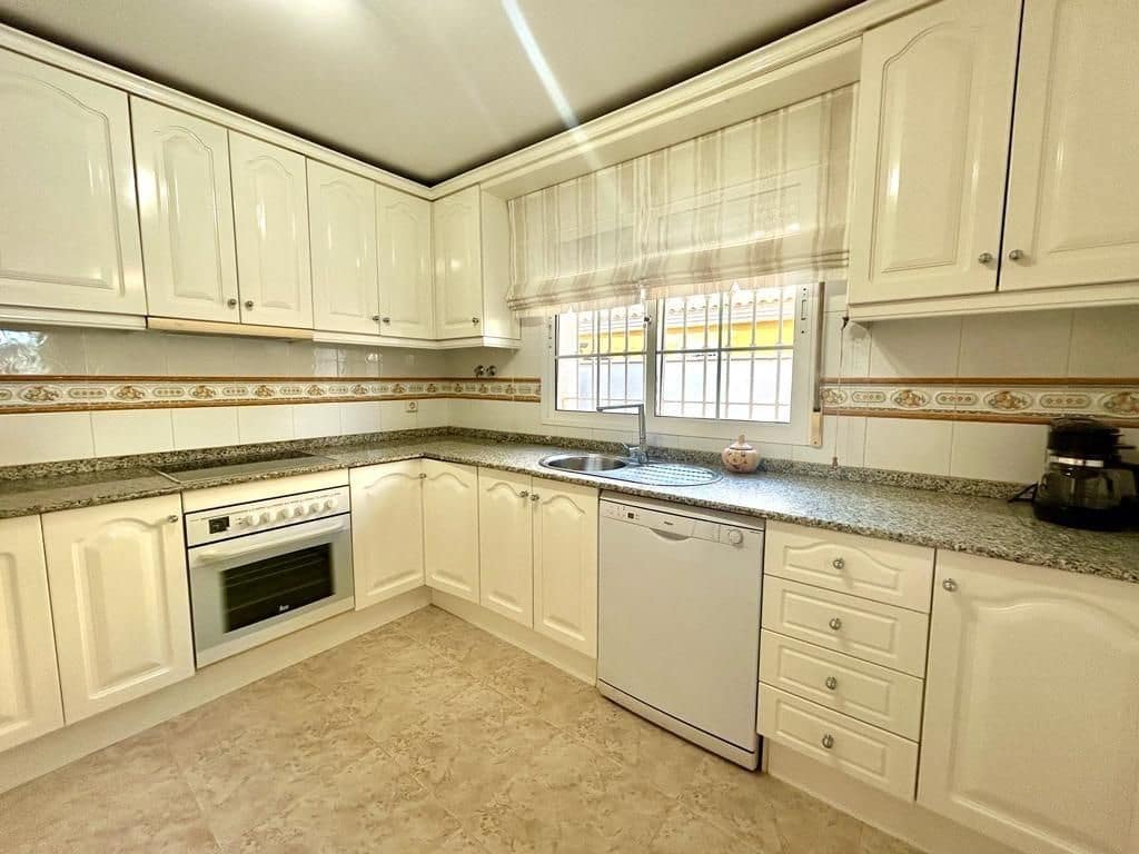 4 soverom Villa til salgs i La Regia med svømmebasseng - € 510 000 (Ref: 8705244)