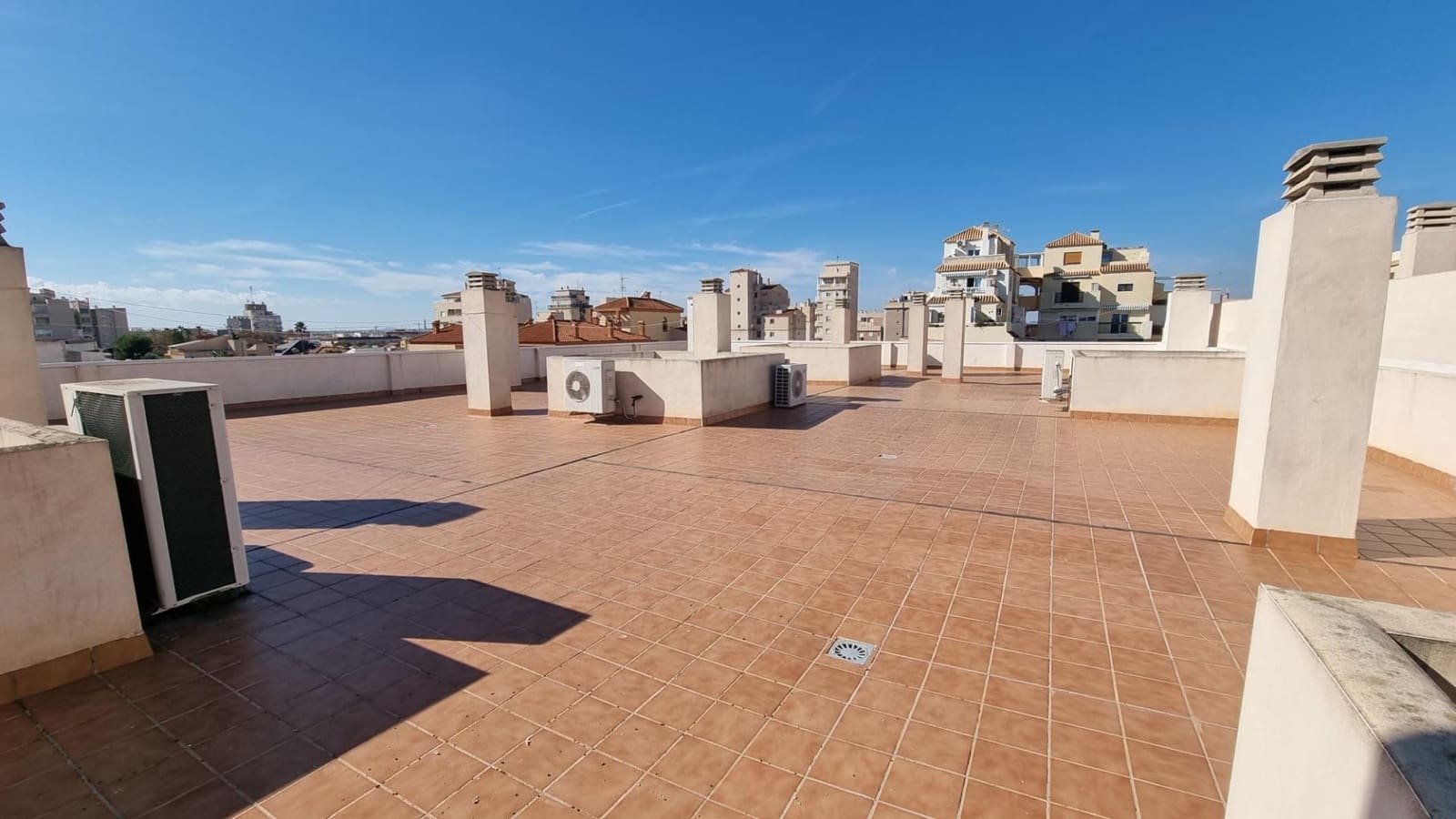2 makuuhuone Huoneisto myytävänä paikassa Torrevieja - 115 000 € (Ref: 8710343)