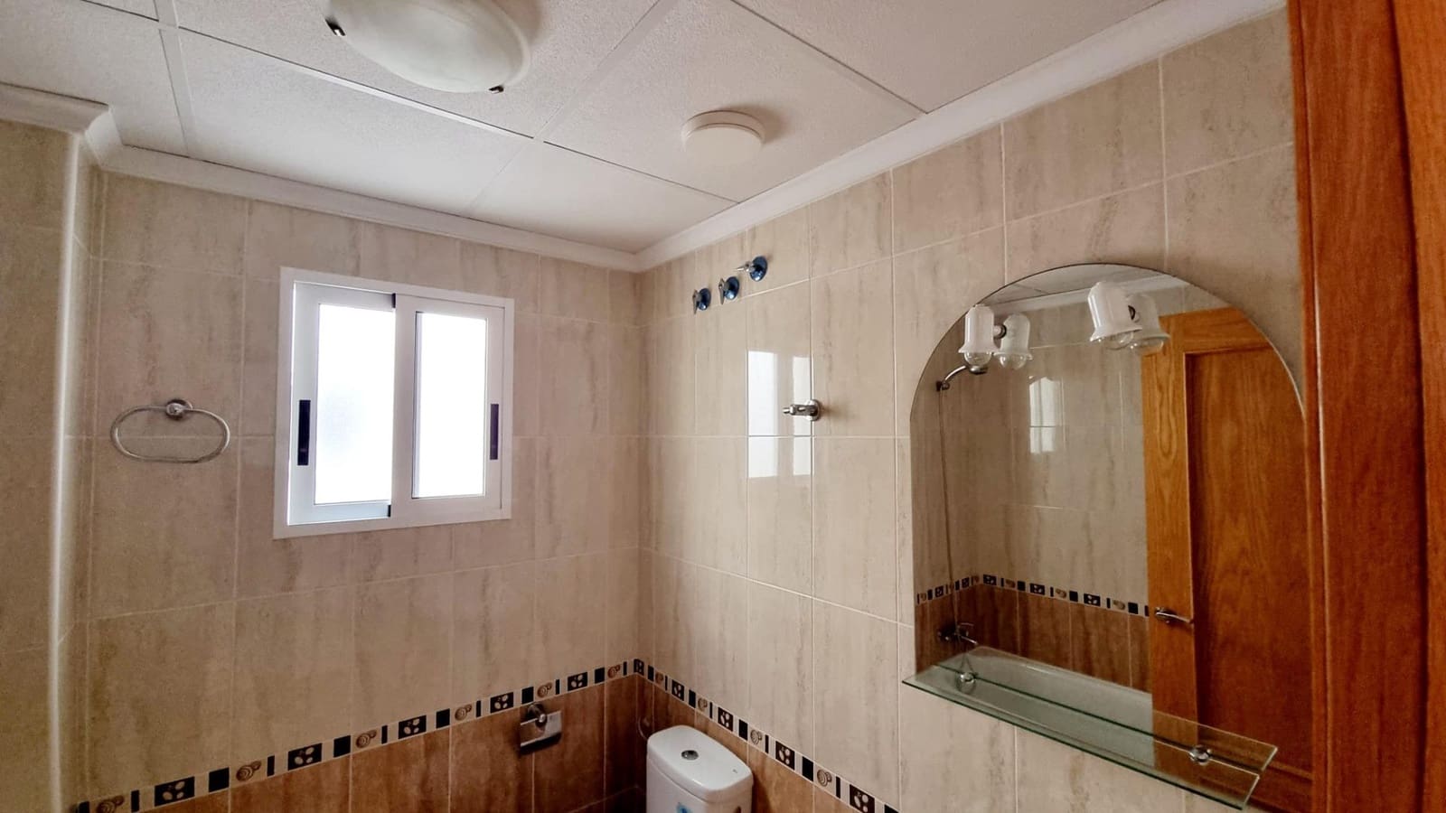 2 makuuhuone Huoneisto myytävänä paikassa Torrevieja - 115 000 € (Ref: 8710343)