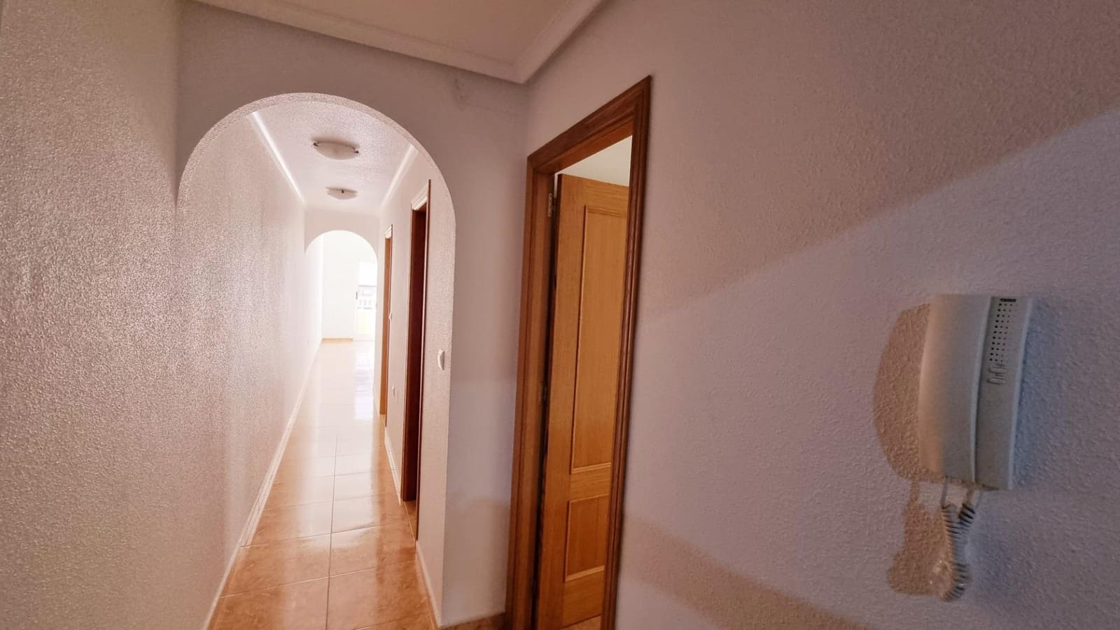 2 makuuhuone Huoneisto myytävänä paikassa Torrevieja - 115 000 € (Ref: 8710343)