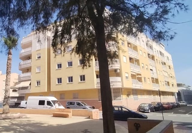 2 camera da letto Appartamento in vendita in Avenida Habaneras - Curva de Palangre, Torrevieja - 132.900 € (Rif: 8715434)