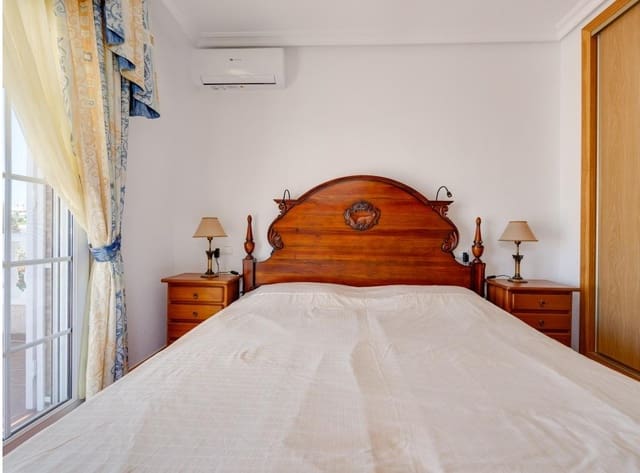 3 soverom Rekkehus til salgs i Playa Flamenca, Orihuela - € 389 000 (Ref: 8717165)