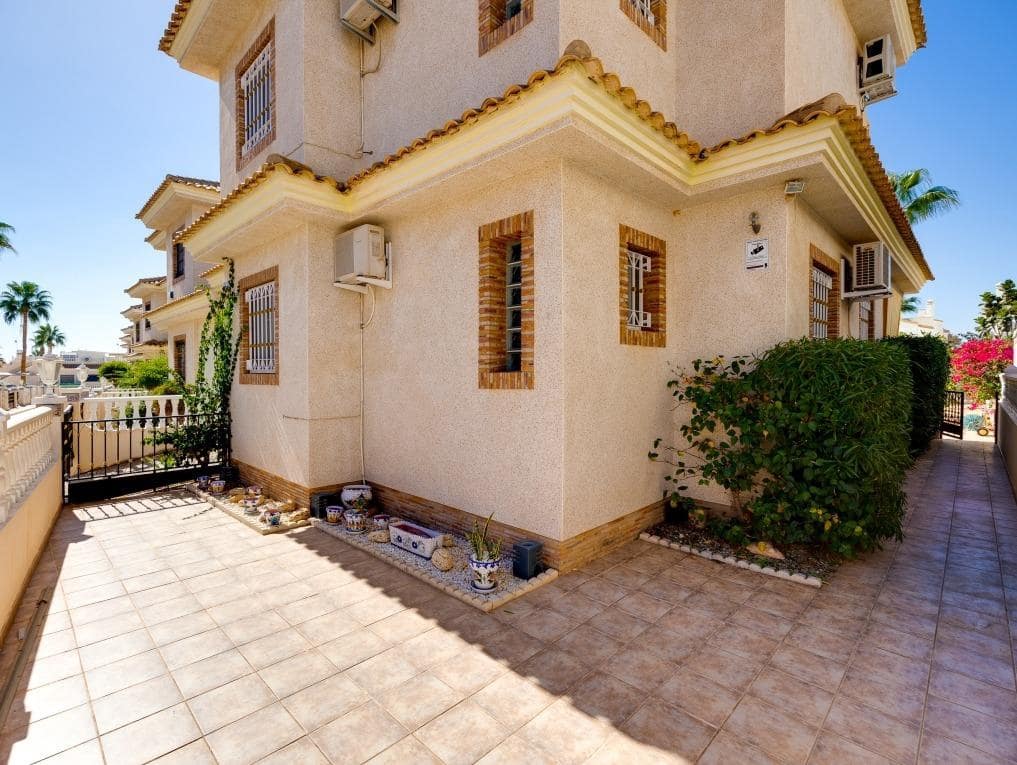 3 sypialnia Dom szeregowy na sprzedaż w Playa Flamenca - 389 000 € (Ref: 8717165)