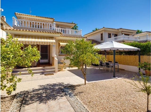 3 soverom Rekkehus til salgs i Playa Flamenca, Orihuela - € 389 000 (Ref: 8717165)