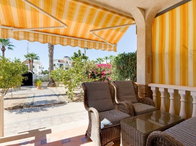 3 soverom Rekkehus til salgs i Playa Flamenca, Orihuela - € 389 000 (Ref: 8717165)