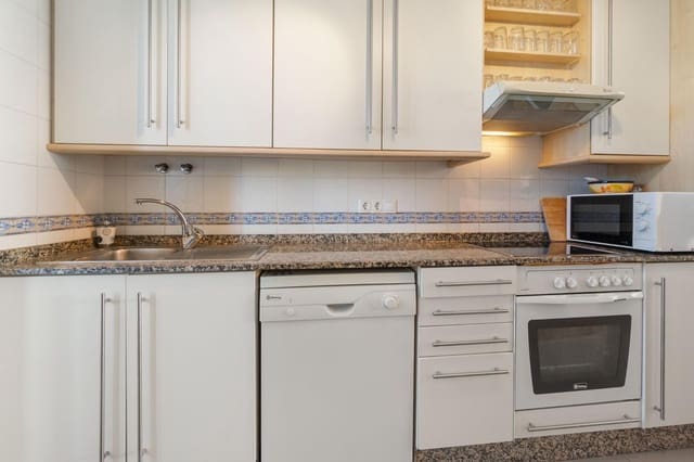 2 soveværelse Lejlighed til salg i Campoamor, Orihuela med swimmingpool garage - € 264.500 (Ref: 8741675)