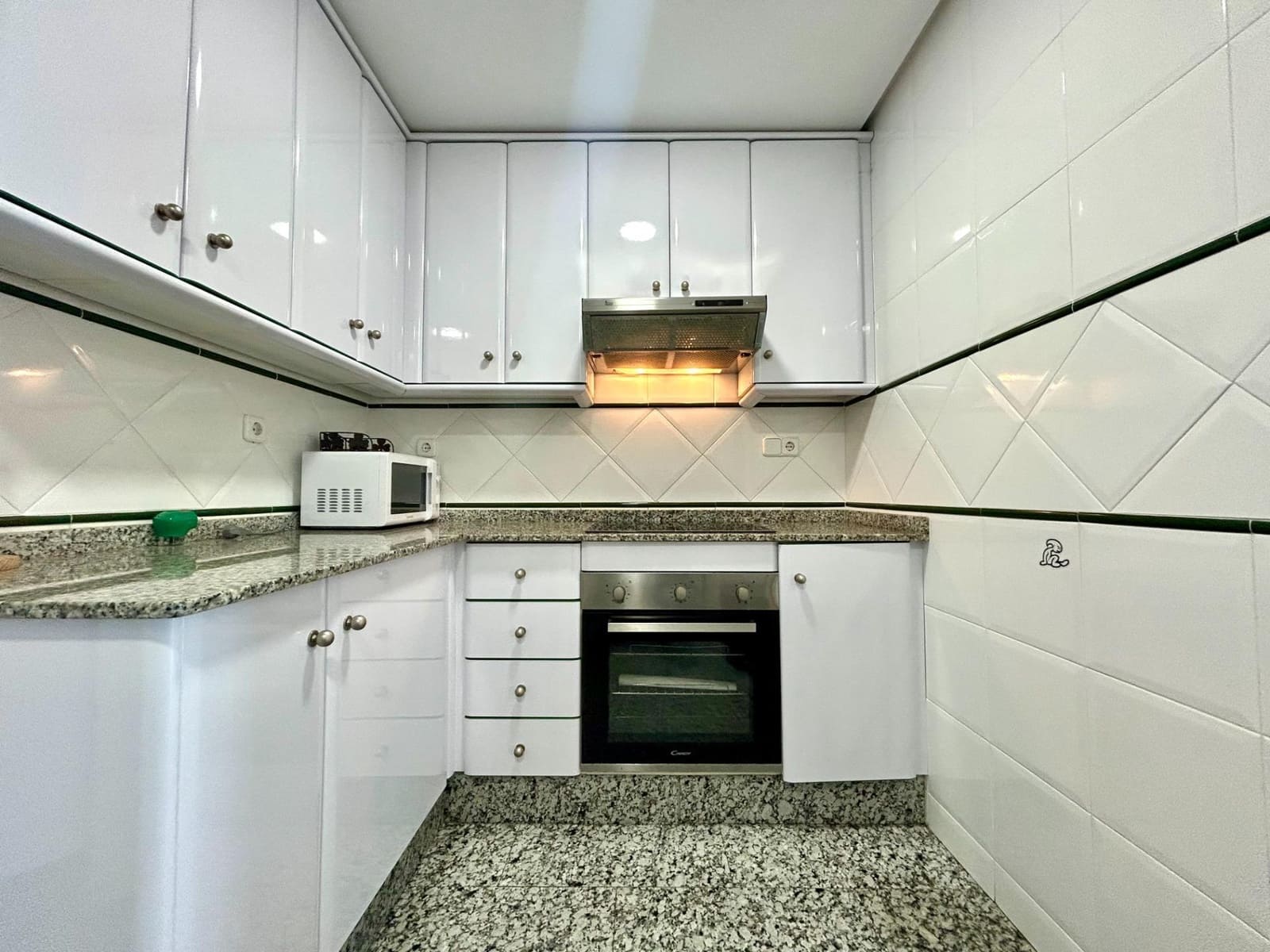 4 sypialnia Penthouse na sprzedaż w Cabo Roig z basenem - 395 000 € (Ref: 8748138)