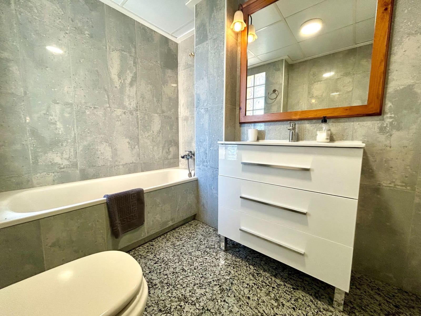 4 sypialnia Penthouse na sprzedaż w Cabo Roig z basenem - 395 000 € (Ref: 8748138)