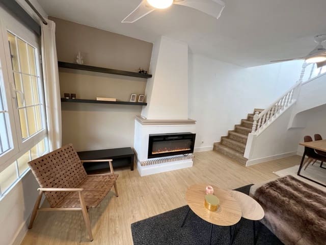 3 soverom Kjedet enebolig til salgs i Los Dolses, Orihuela med svømmebasseng - € 299 500 (Ref: 8751093)