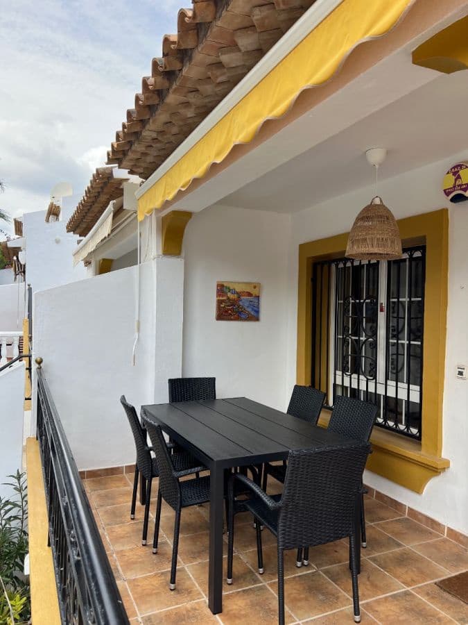 3 soveværelse Semi-Rækkehus til salg i Los Dolses med swimmingpool - € 299.500 (Ref: 8751093)