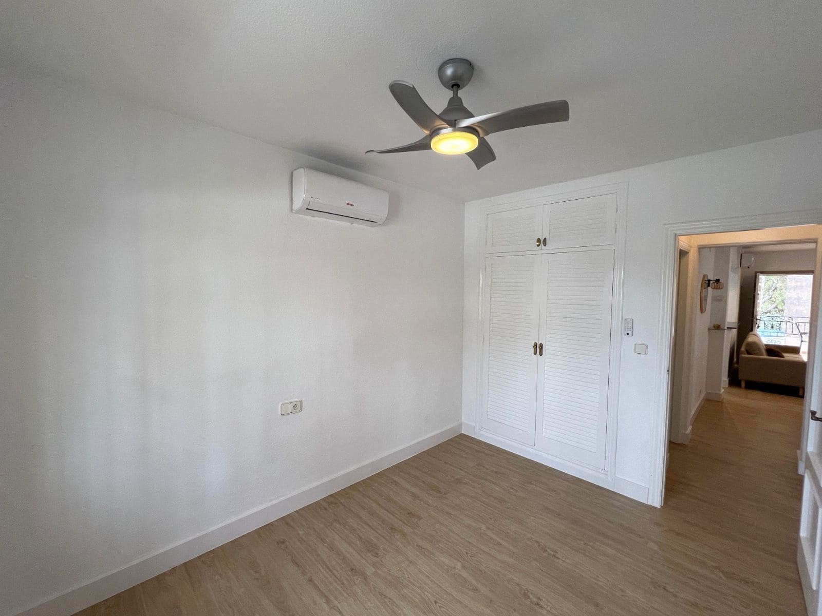 3 soveværelse Semi-Rækkehus til salg i Los Dolses med swimmingpool - € 299.500 (Ref: 8751093)