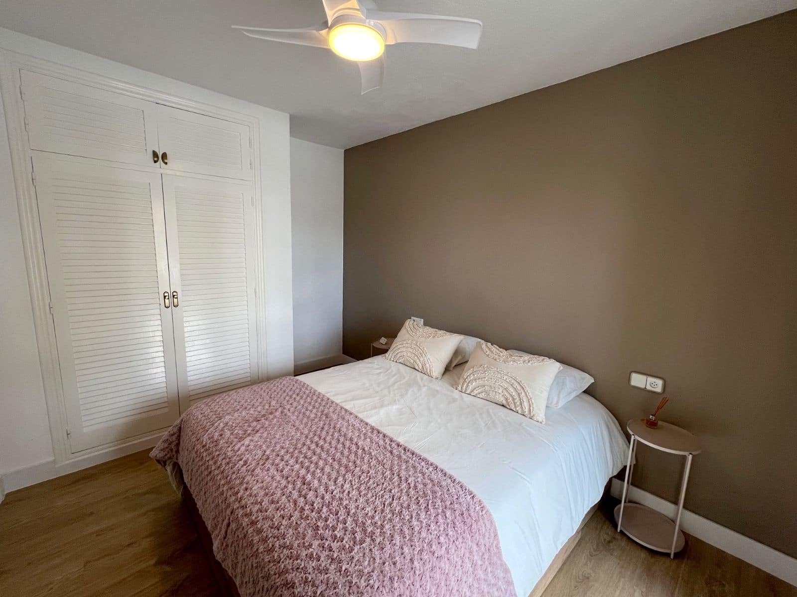 3 soveværelse Semi-Rækkehus til salg i Los Dolses med swimmingpool - € 299.500 (Ref: 8751093)