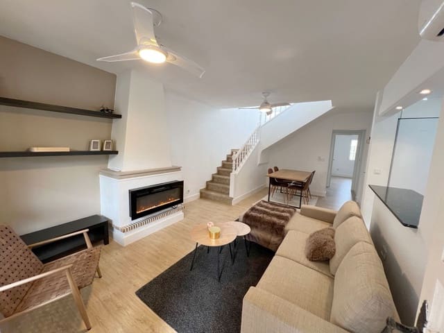 3 soverom Kjedet enebolig til salgs i Los Dolses, Orihuela med svømmebasseng - € 299 500 (Ref: 8751093)