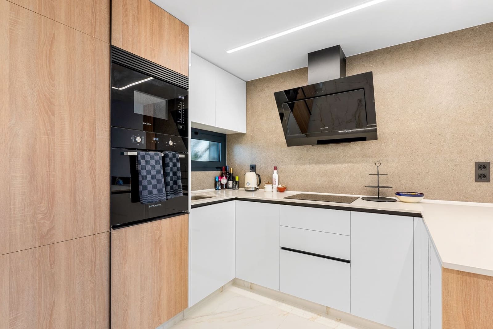 2 bedroom Apartment for sale in El Raso with pool garage - € 309,000 (Ref: 8751094)