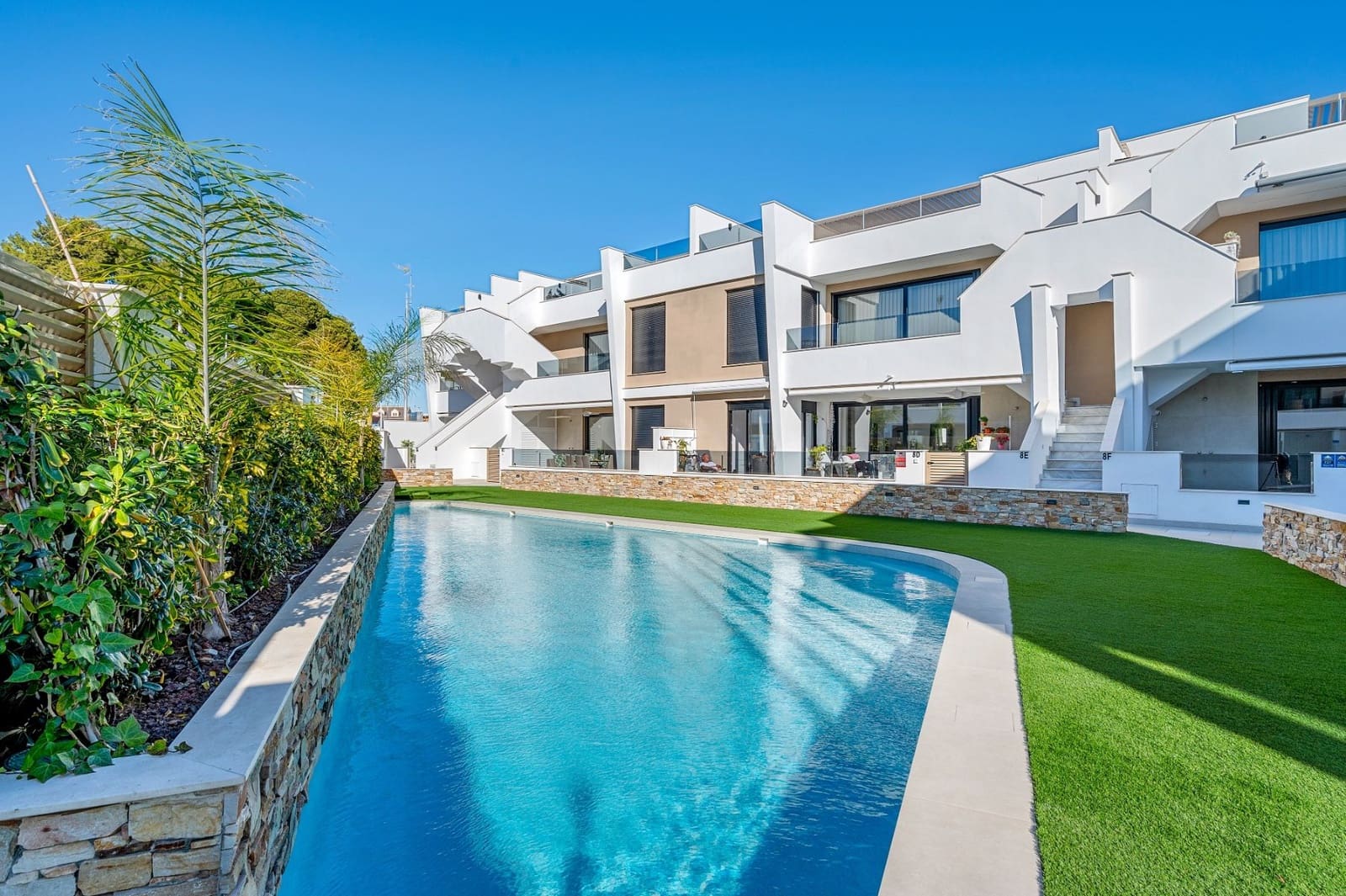 2 soveværelse Lejlighed til salg i San Pedro del Pinatar med swimmingpool garage - € 249.000 (Ref: 8780187)