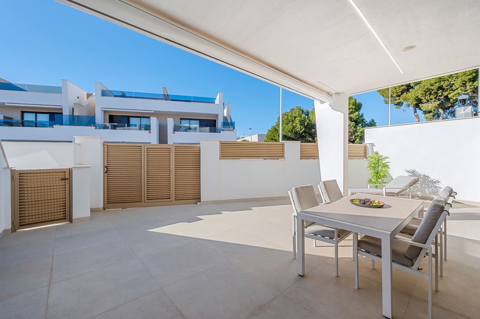2 soveværelse Lejlighed til salg i San Pedro del Pinatar med swimmingpool garage - € 249.000 (Ref: 8780187)