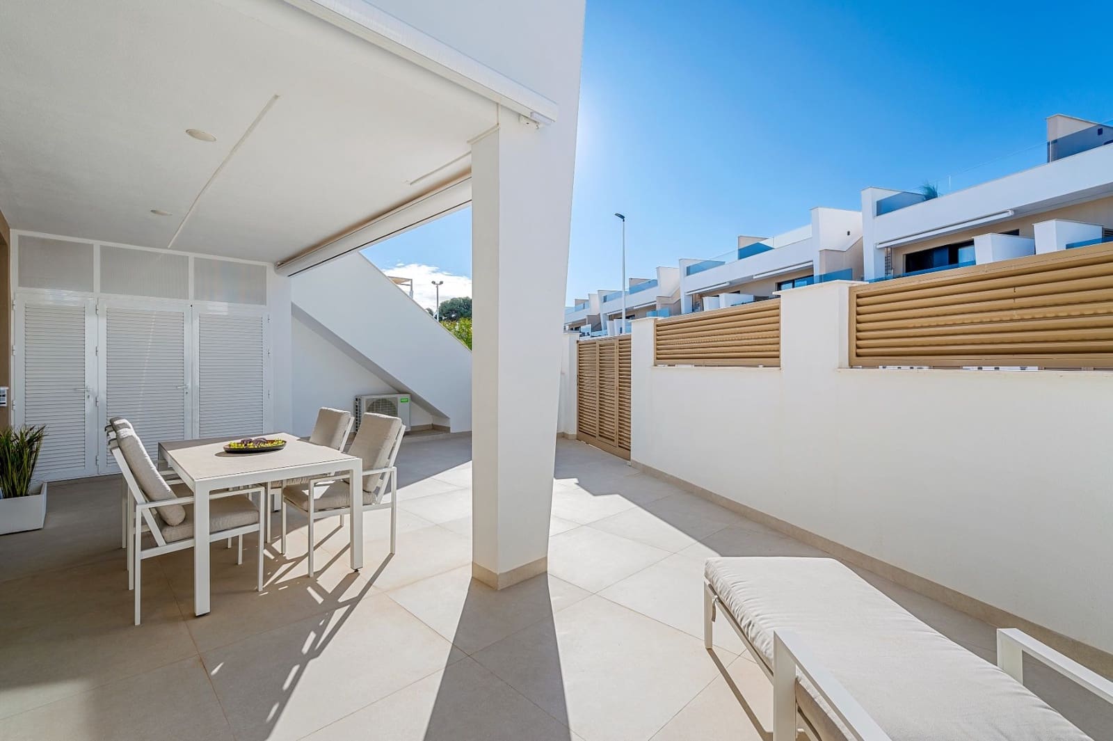 2 soveværelse Lejlighed til salg i San Pedro del Pinatar med swimmingpool garage - € 249.000 (Ref: 8780187)